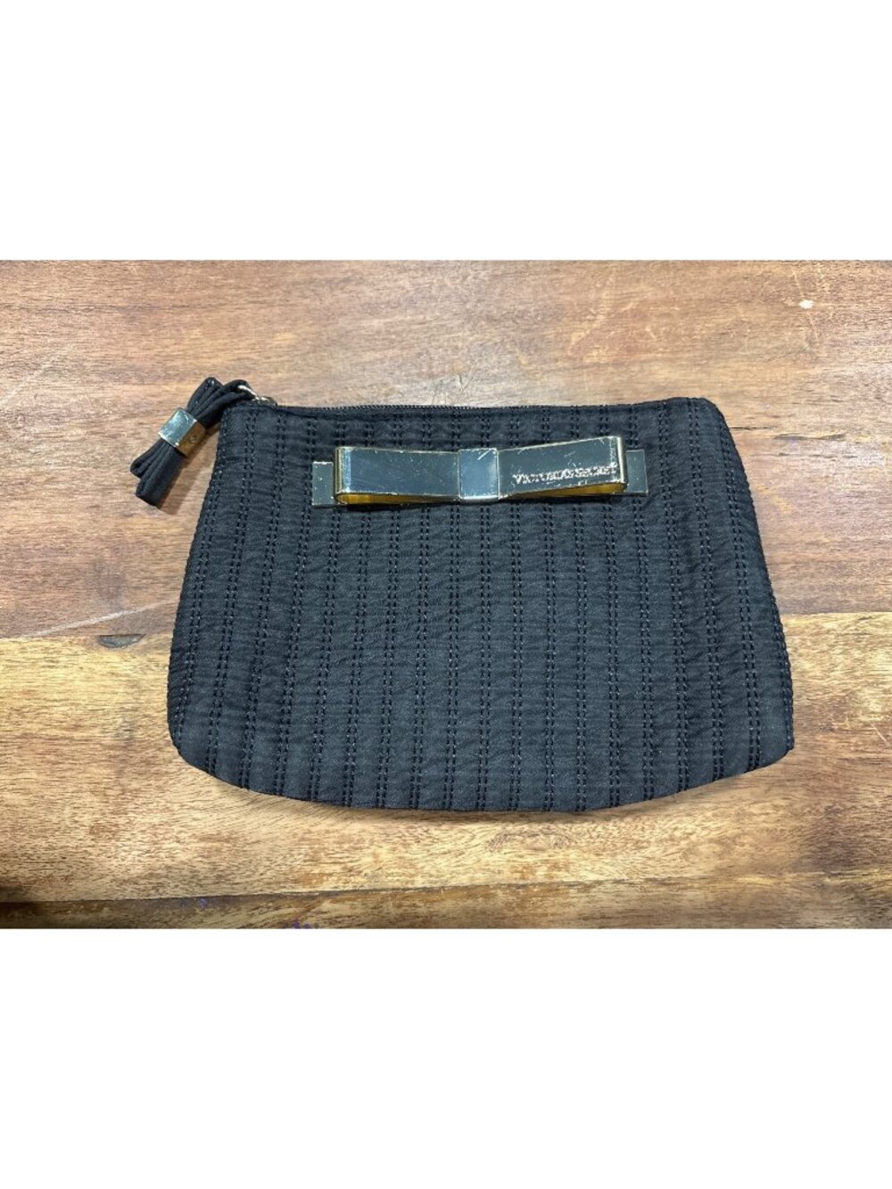 Victorias Secret Black Quilted Bow Accent Makeup Bag Polka Dot Interior Zipper